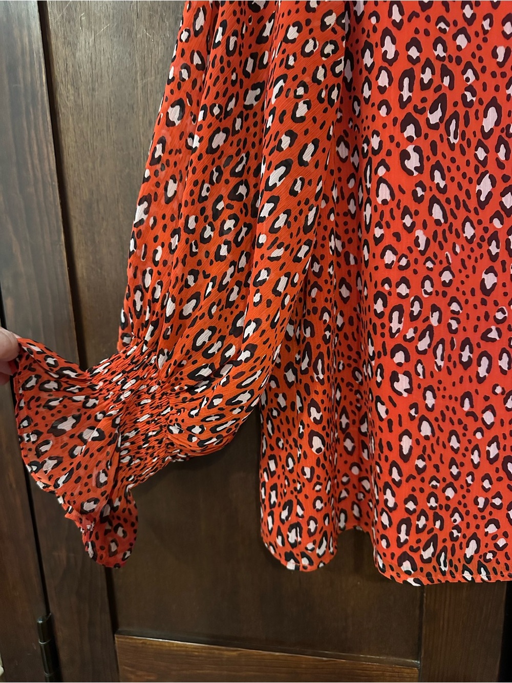 Sanctuary • women’s blouse • top • back button • extra button • flowy - Picture 3 of 8